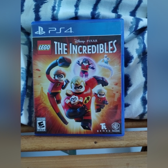 PS4 game bundle - Picture 9 of 10